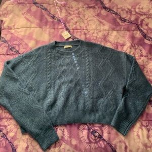 Cropped Cotton:On sweater